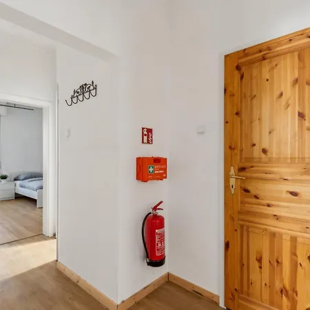 Monteur - Fuer Bis Zu 5 Personen In 65462 - Gg15 Apartman Ginsheim-Gustavsburg