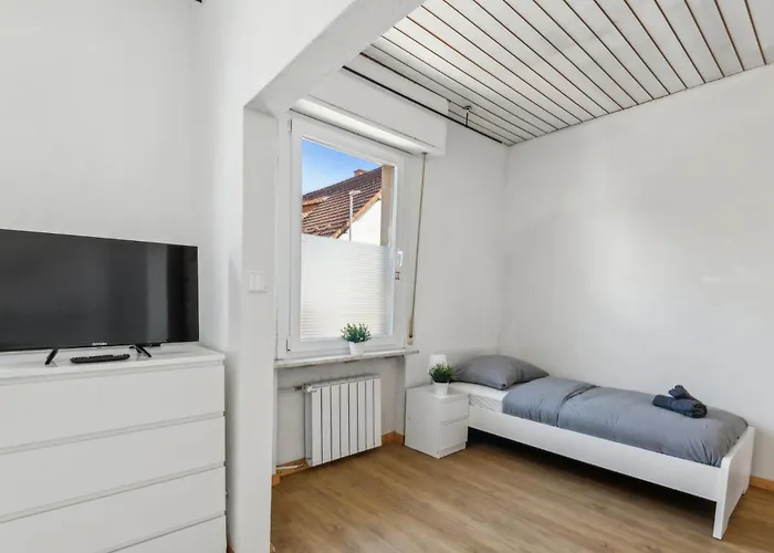 Monteur - Fuer Bis Zu 5 Personen In 65462 - Gg15 Apartman Ginsheim-Gustavsburg